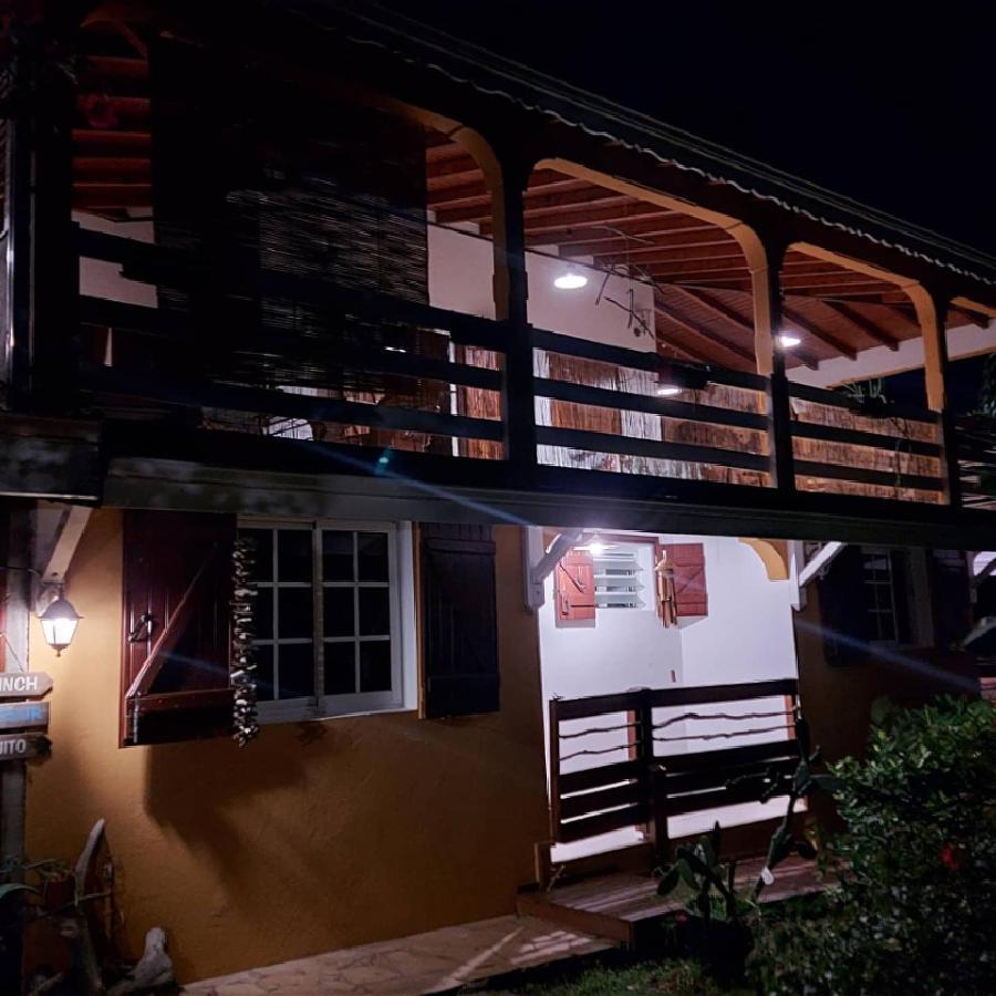 דסהייס Kreyol Lodges - Suite Kayou מראה חיצוני תמונה