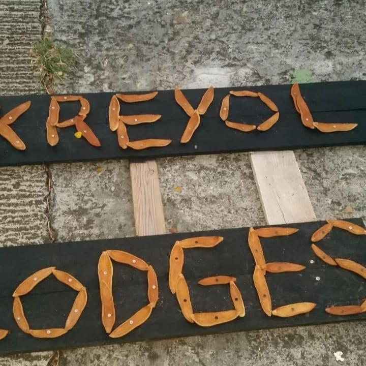 דסהייס Kreyol Lodges - Suite Kayou מראה חיצוני תמונה